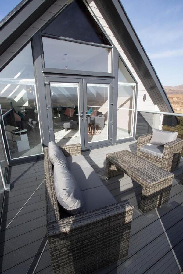 Oor Neuk Villa Tole Luaran gambar
